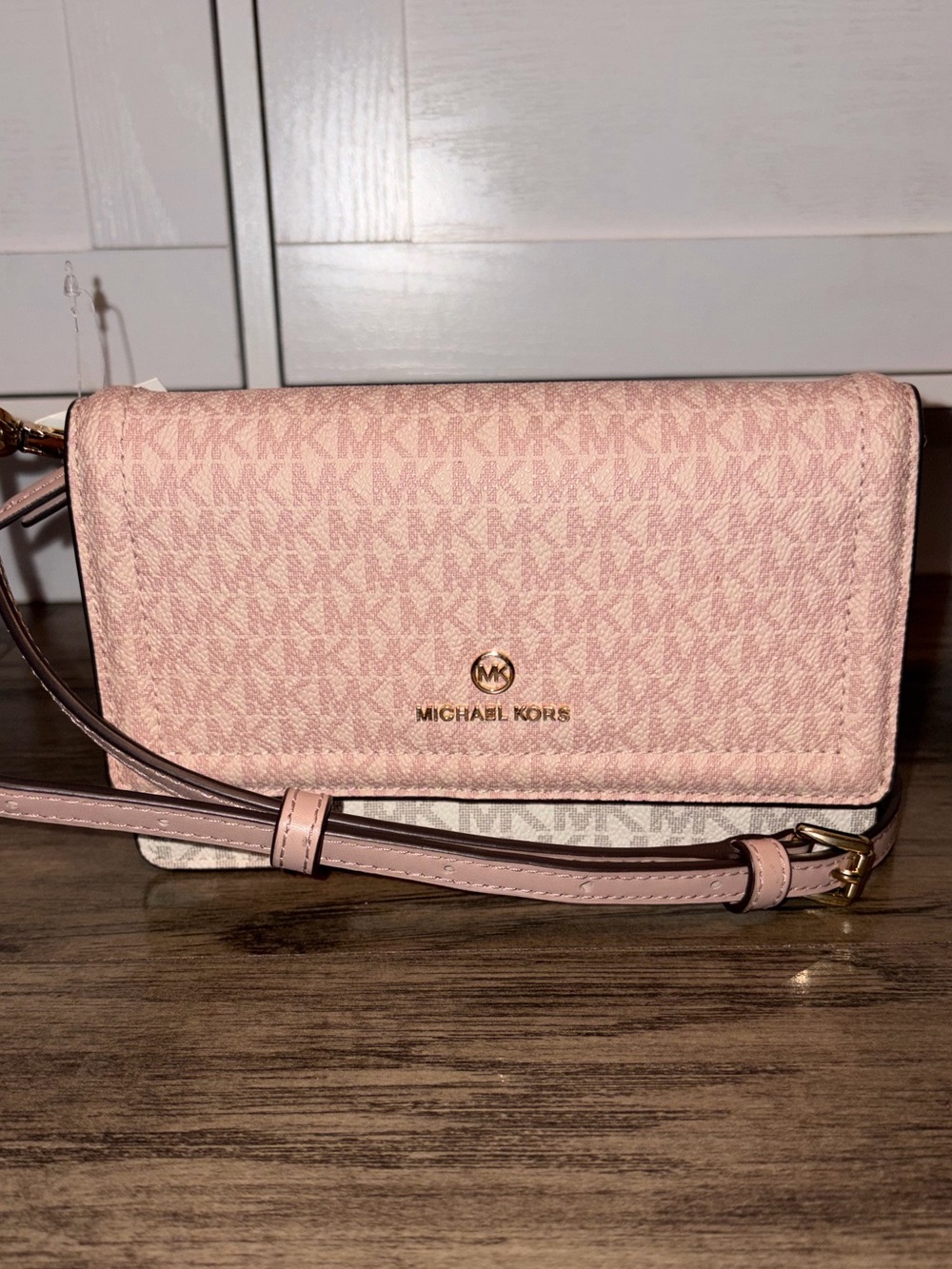 NWT Michael Kors Jet Set Logo Phone Crossbody Wallet Powder Pink - Picture 2 of 8